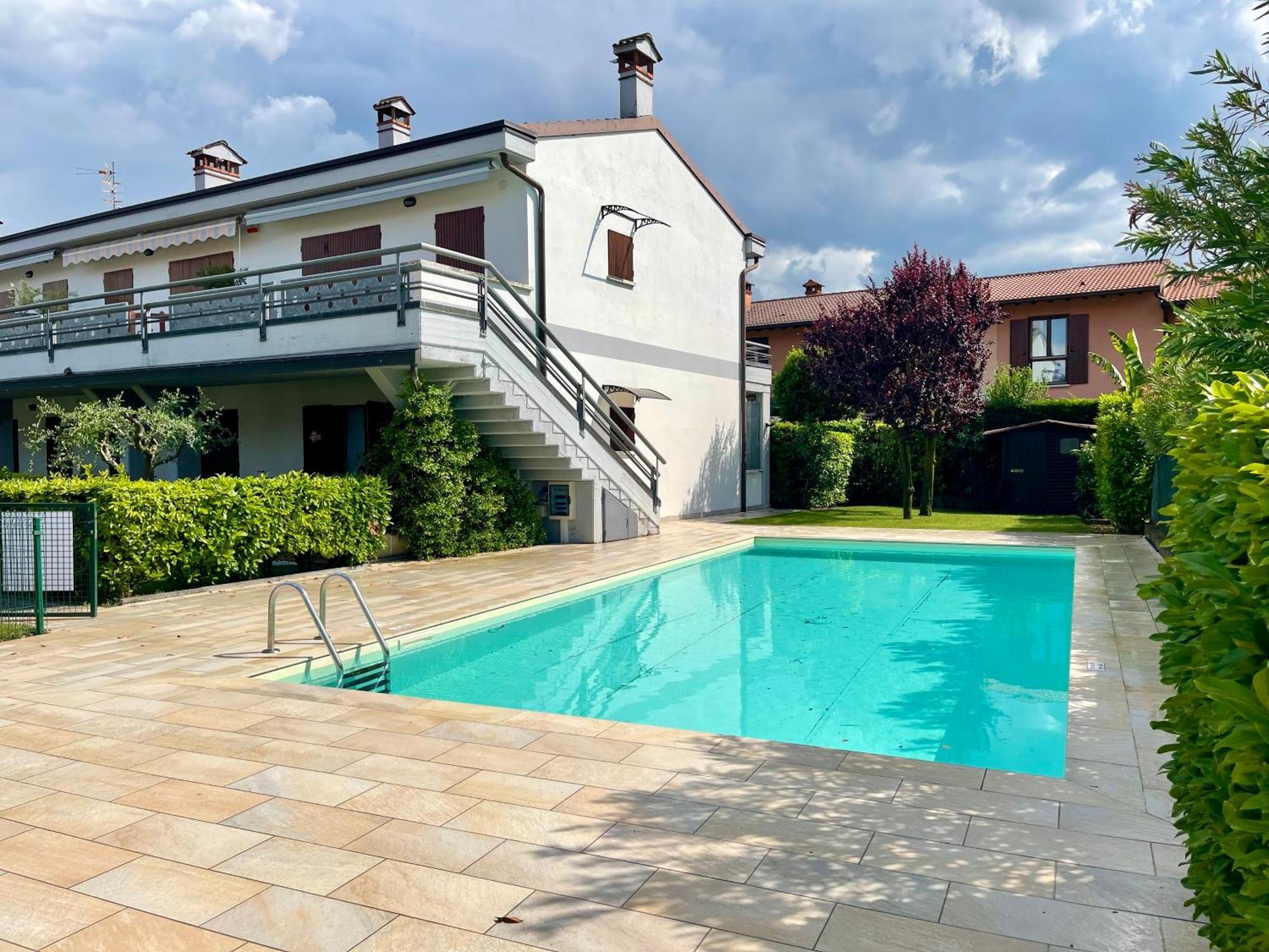 Dimora Di Charme Con Piscina E Giardino,Vicina Alla Spiaggia 시르미오네 외부 사진